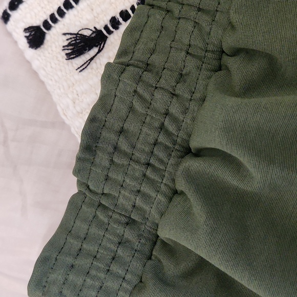 BETSEY'S BOUTIQUE SHOP SCALLOPED SKIRT XL - Picture 3 of 7